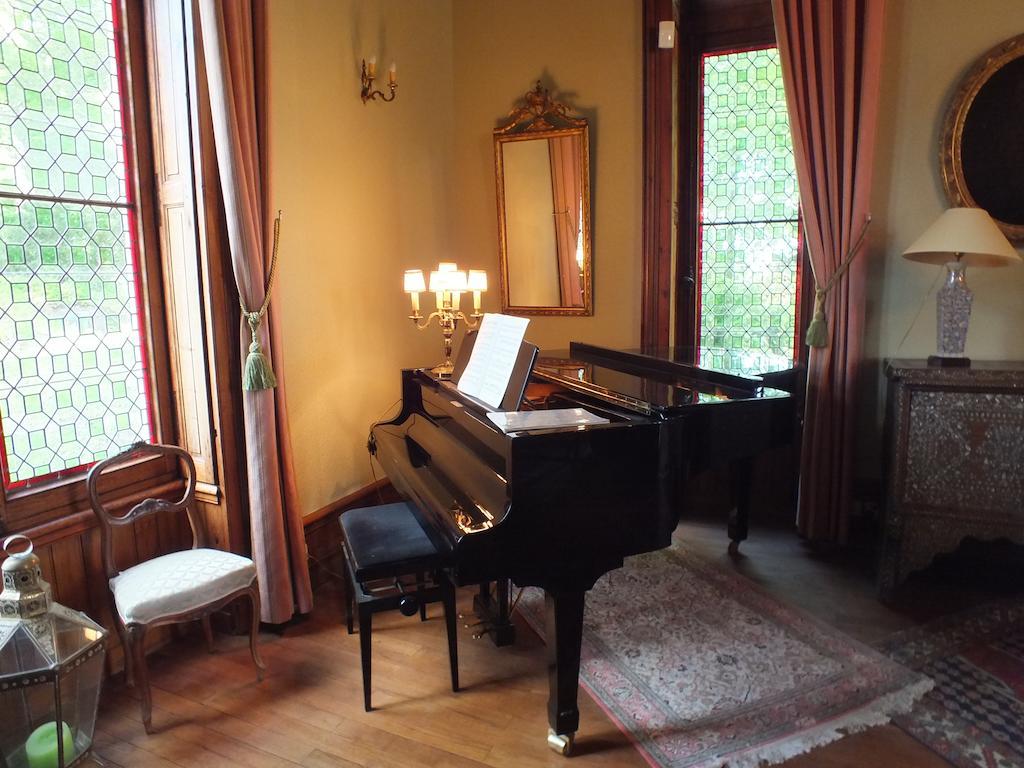 Chateau De Naze Vivy-Saumur Bagian luar foto