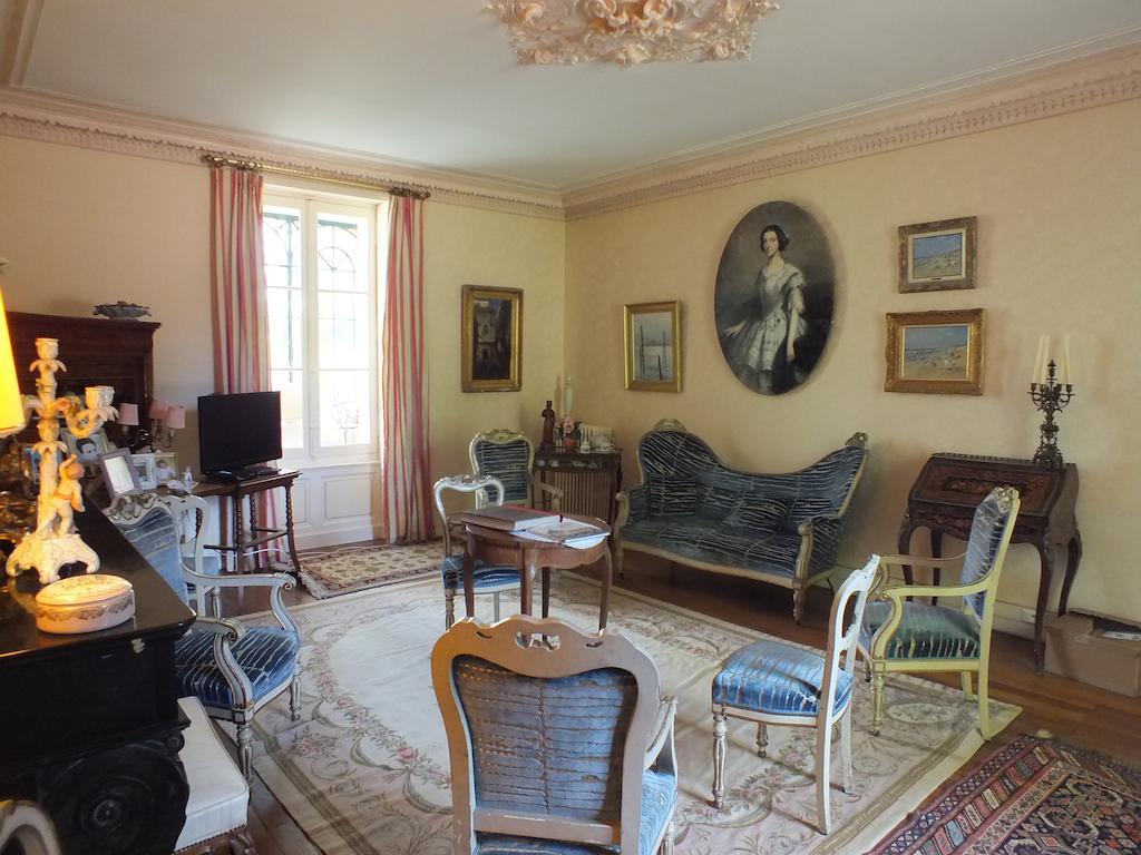 Chateau De Naze Vivy-Saumur Bagian luar foto
